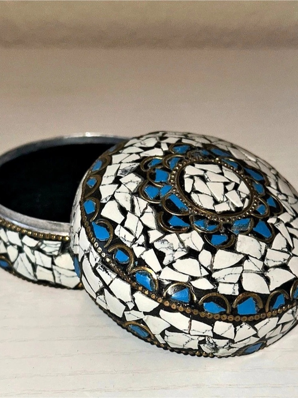 2x3 Moroccan Mosaic Trinket Jewelry Box Container in Brass Black White Blue EUC